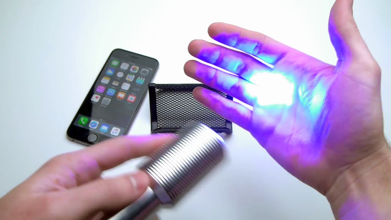 Drawing on an iPhone 6S with a Laser!