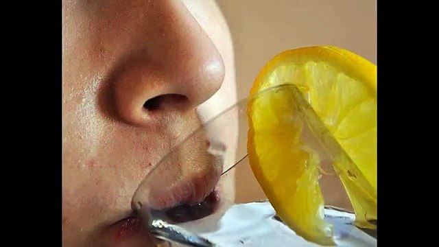 How to Get Rid of Acne Scars Without Chemicals