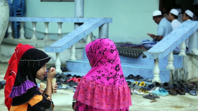 Muay Thai Documentary - Fighting Chance