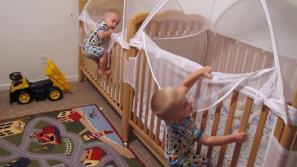 Very - Funny Twins Putting Themselves to Bed