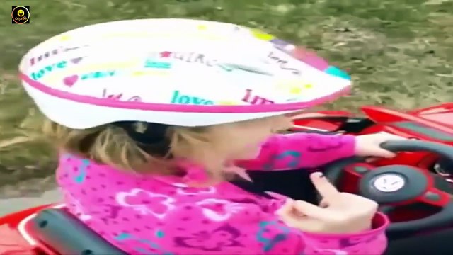 الفيديوا الذي تسبب في هيستيريا من الضحك لكل من شافه__ fokaha 2017 maroc 2016 comedie humour dahk