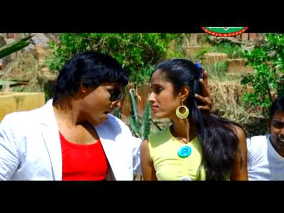 Bada Pater Biya Kamriya Jobna Pe Marela Bihar Mukesh Singh Bhojpuri  Hot Song Sangam Entertainment