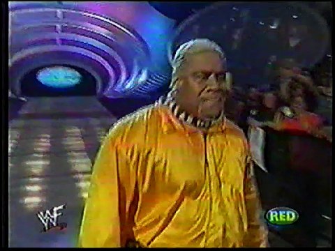 38-WWF SD 2001- Triple H vs Rikishi, SCSA/Taker