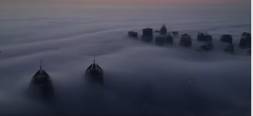 Early Morning Fog Covers Dubai, Over 100 Flights Delayed