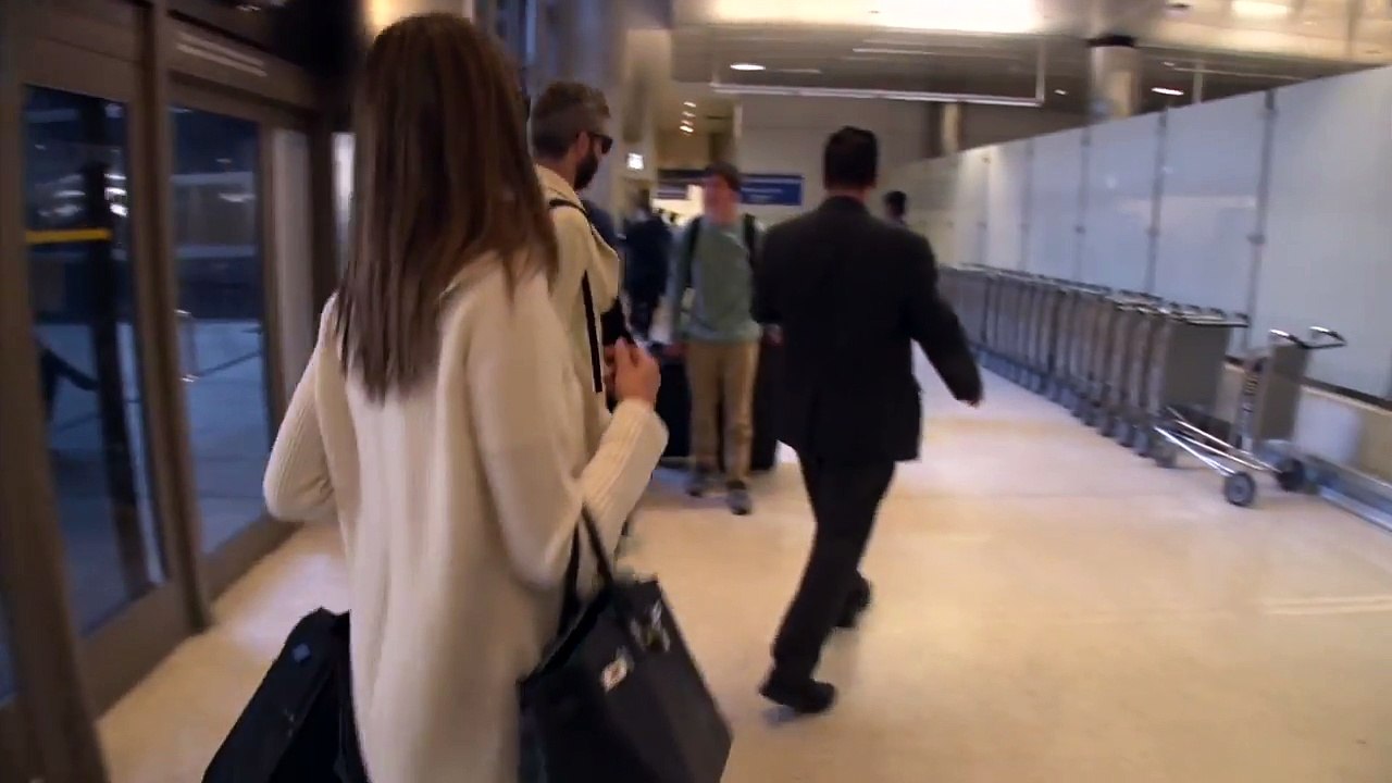 Supermodel Alessandra Ambrosio Catches A Flight From LAX