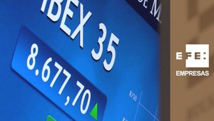 El IBEX 35 ignora el referéndum italiano y toma impulso hacia los 8.700 puntos
