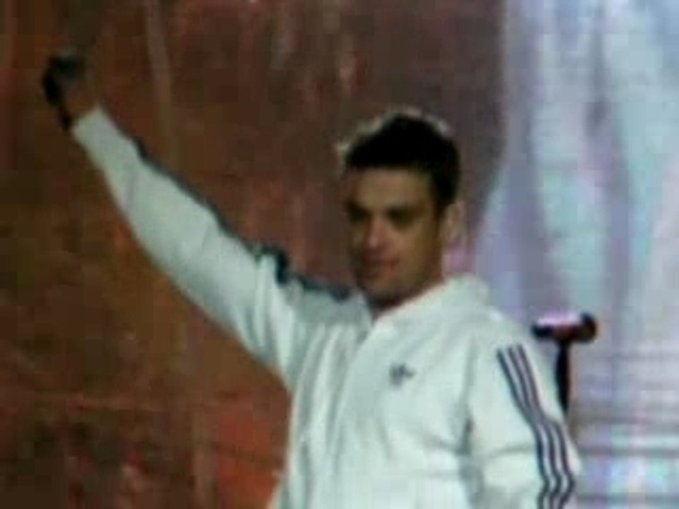 Robbie live hockenheim...angels2