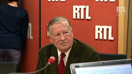 "Hollande a vu que son impopularité était insurmontable", estime Alain Duhamel - RTL