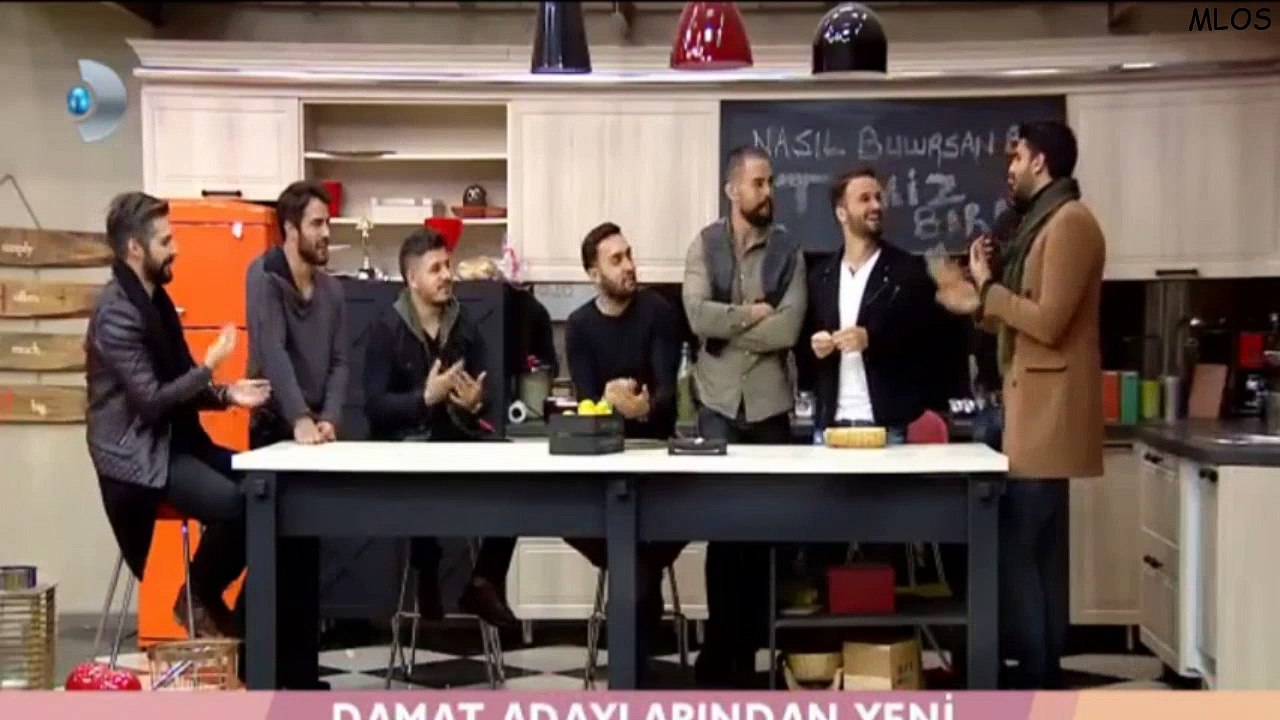Kısmetse olur 297.bölüm - Damat adayları Sibel için türkü söylüyor :)