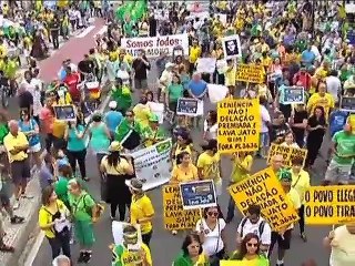 ব্রাজিলে দুর্নীতি বিরোধী অভিযানের সমর্থন জানিয়ে বিক্ষোভ