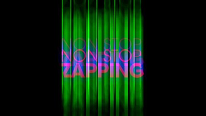 R Kelly bourré en plein concert, une fan lui attrape l’entrejambe (Vidéo)