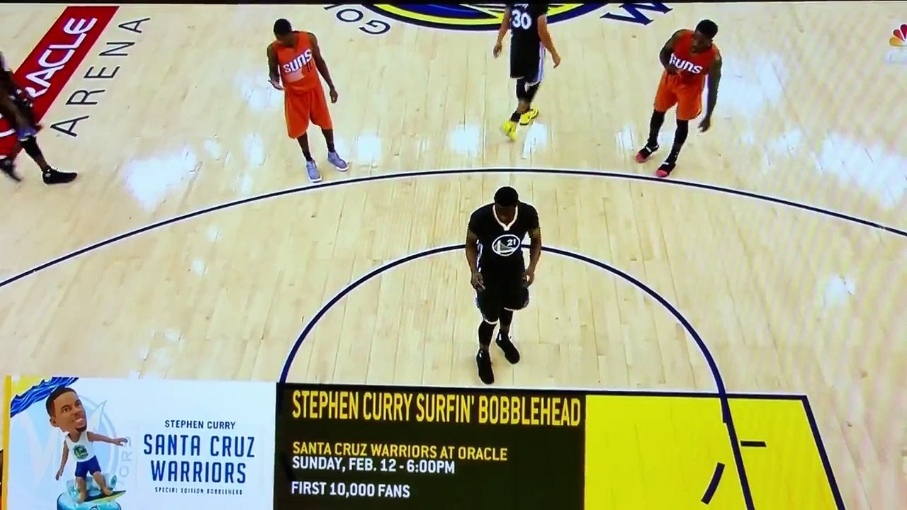 Quand JaVale McGee effectue une remise en jeu pour l'adversaire...