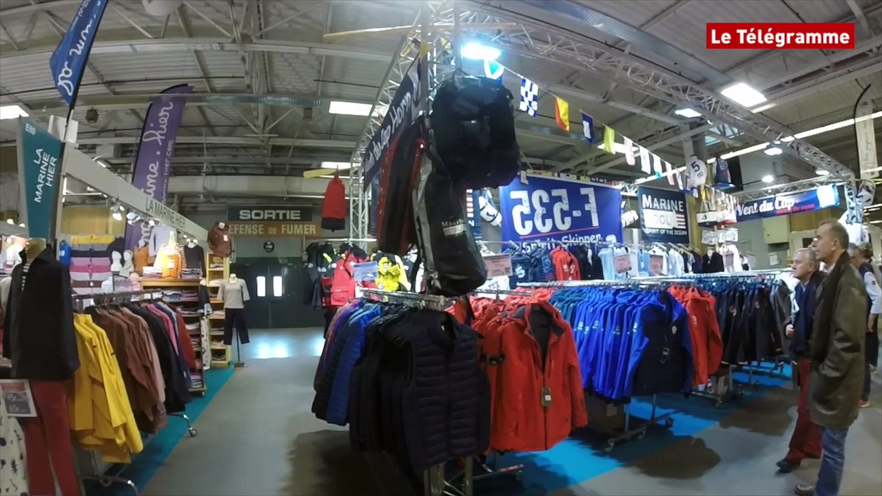 Paris. Le tour du Nautic au pas de course