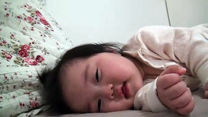 Very Funny Amazing Video See what Hapened In this Video With Little Child HD