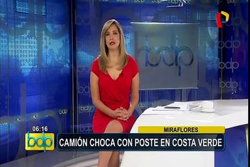 Miraflores: tres heridos tras chocar camión contra poste en la Costa Verde
