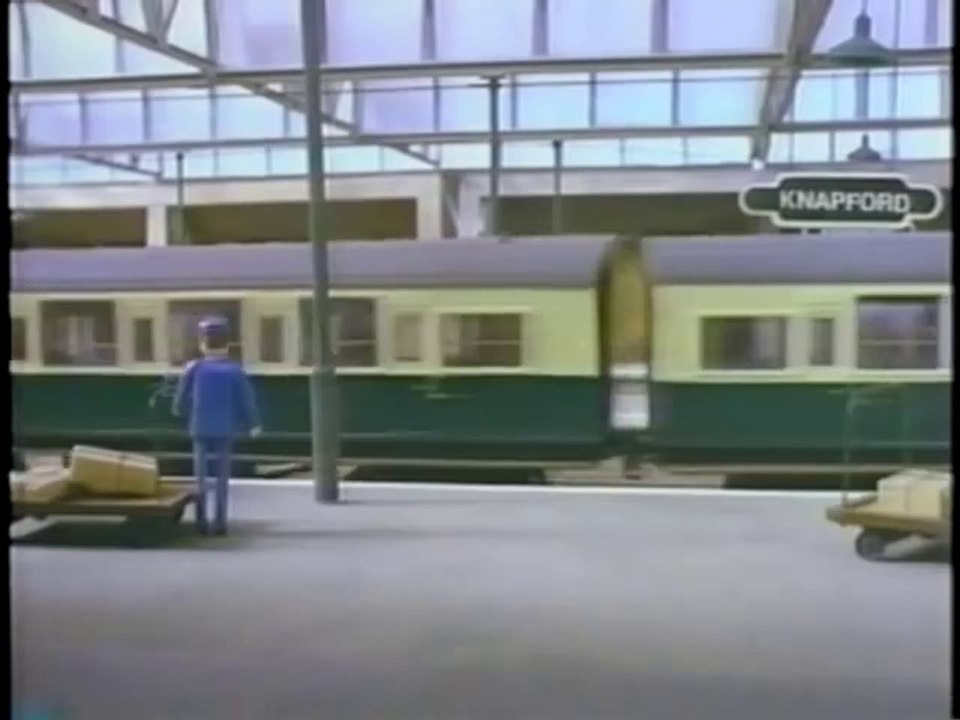 1 Thomas Gets Tricked (George Carlin US)