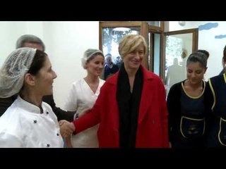 Roma - Difesa, Ministro Pinotti inaugura primo asilo nido dell’Arma (03.12.16)