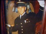 ELVIS PRESLEY REAL PHOTO '58 ARMY LIFE CON CORNICE
