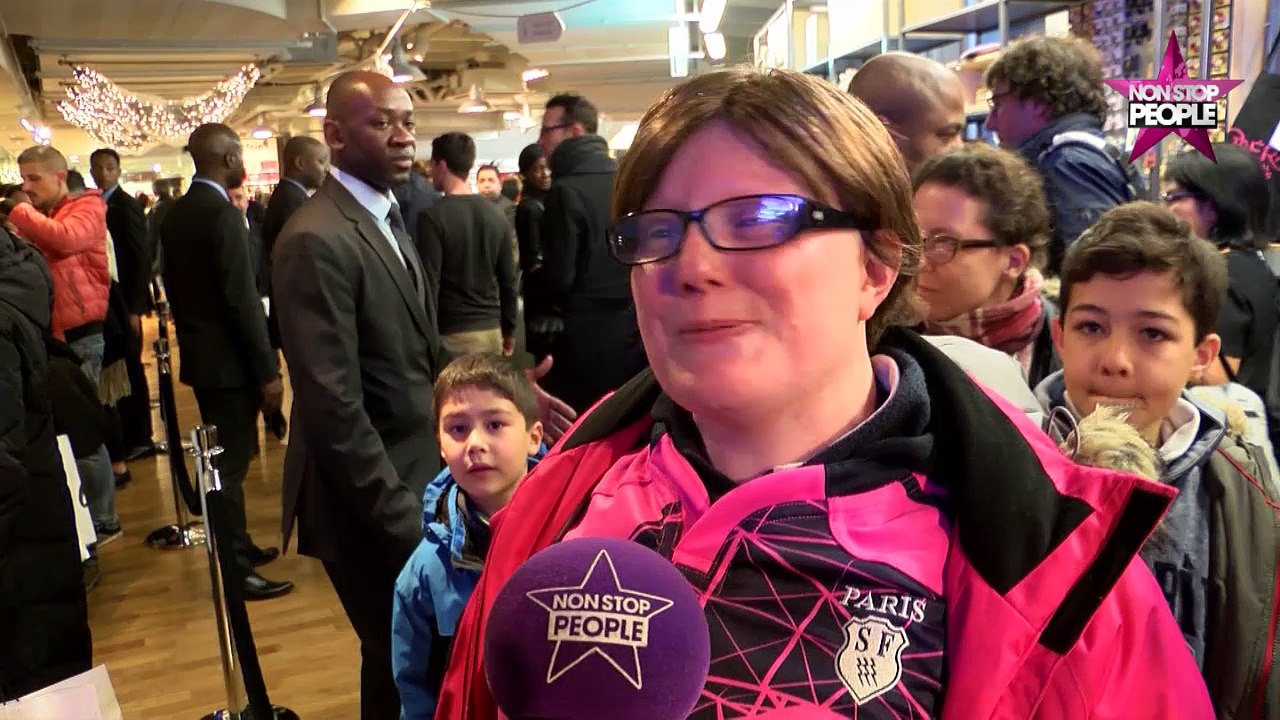 "Les Dieux du Stade" en séance de dédicaces aux Galeries Lafayette (EXCLU VIDÉO)