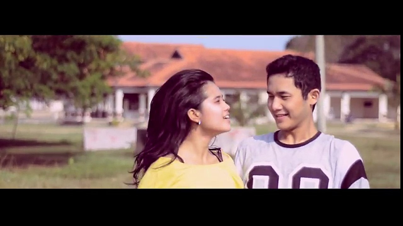 Tulus - Sepatu (MV)