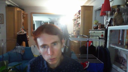 Wiwi égratigne "sorcière" de Robert