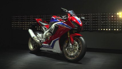 2017 Honda CBR1000RR Walk Around