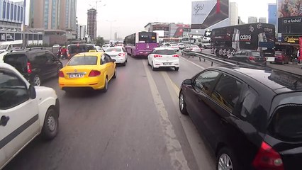 Ambulansa yol nasıl açılır