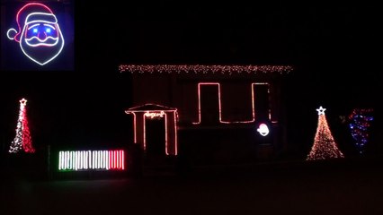 05 - Frozen - All'Alba Sorgerò (Christmas Lights Show ITA 2016)