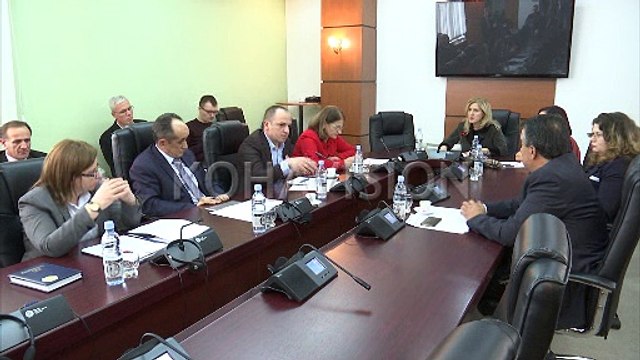 Kujt nuk po i bëhet vonë për “rastin Dehari”