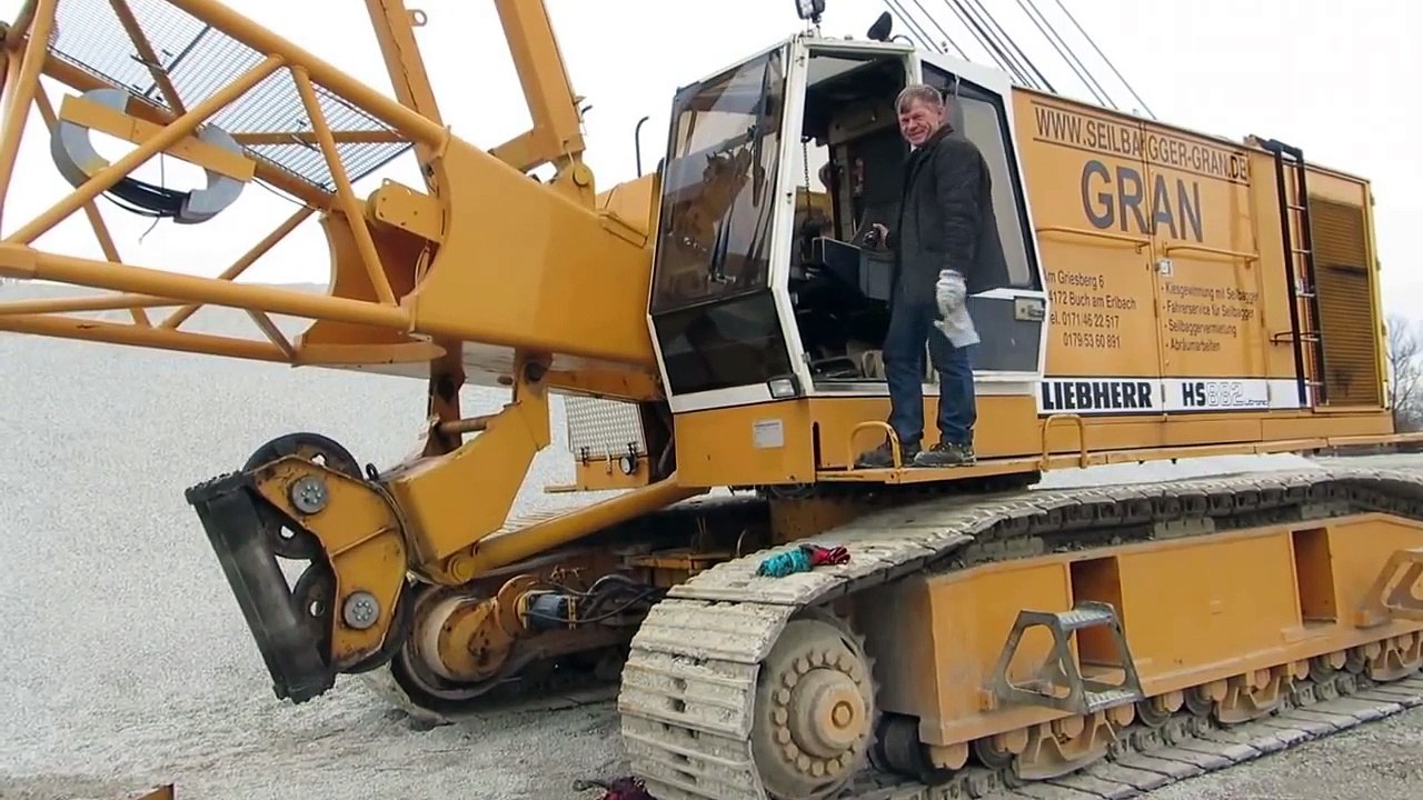 Liebherr HS882
