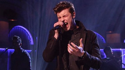 Shawn Mendes Nails ‘Treat You Better’ Performance On ‘Saturday Night Live’