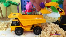 Peppa Pig King Georges Castle - Mini Mighty Machines CAT Construction and Matchbox Toys