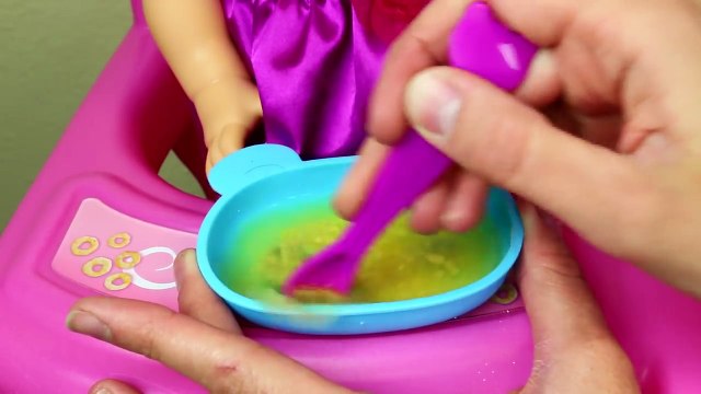 Baby Alive Eats in High Chair & Poops Diaper GROSS! Bed Time in Crib Doll Furniture