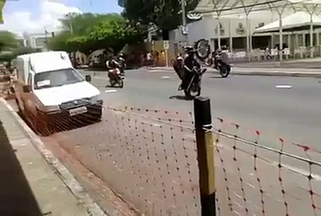246701295746112