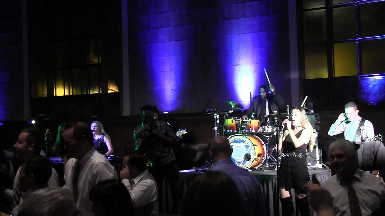 Los Angeles Dance Band - Pour Some Sugar on Me (live)