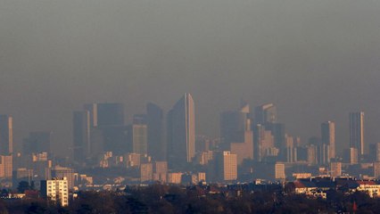 Video herunterladen: Poluição motiva restrições de circulação em Paris