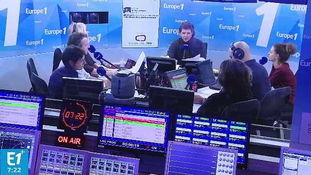 À l’Élysée en ce moment : François Hollande, c’est la Reine des Neiges !