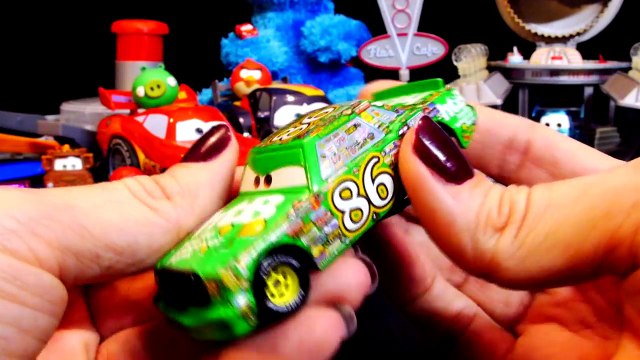 DISNEY PIXAR CARS 2 MOVIE CHICK HICKS - Disney Cars Diecast Piston Cup Lightning Mcqueen Rival!