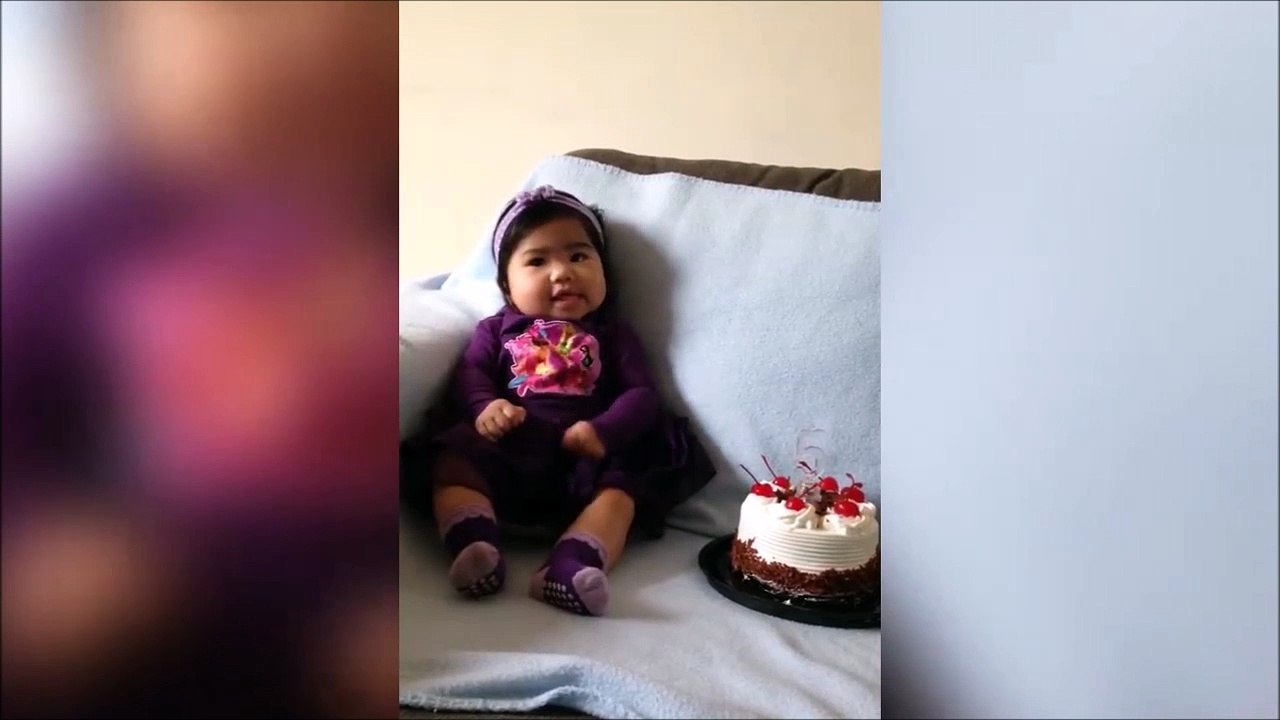 Ce gateau fait un bon oreiller pour bébé!
