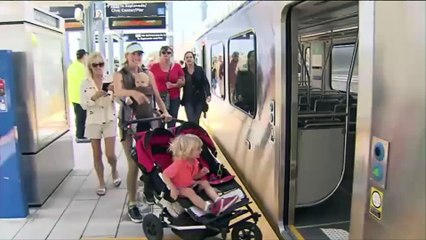 FBI investigates bomb threat at LA's Universal City station