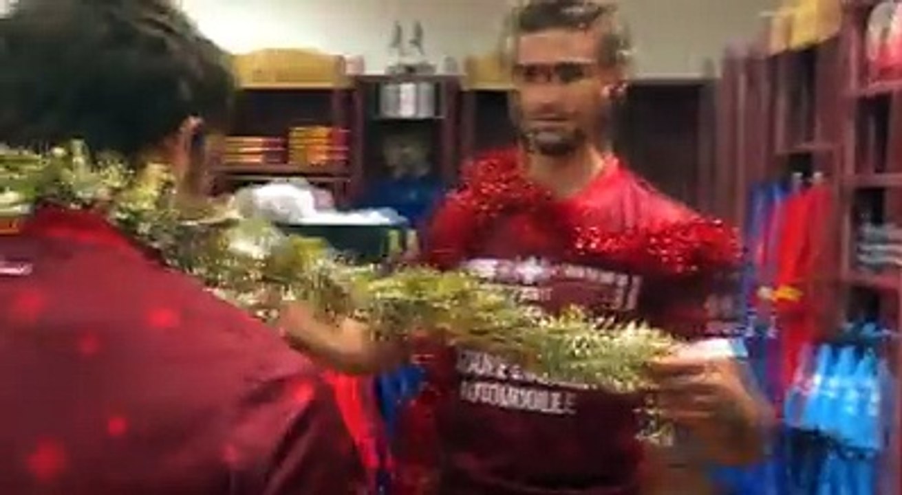 L'USAP dévoile son maillot collector de Noël