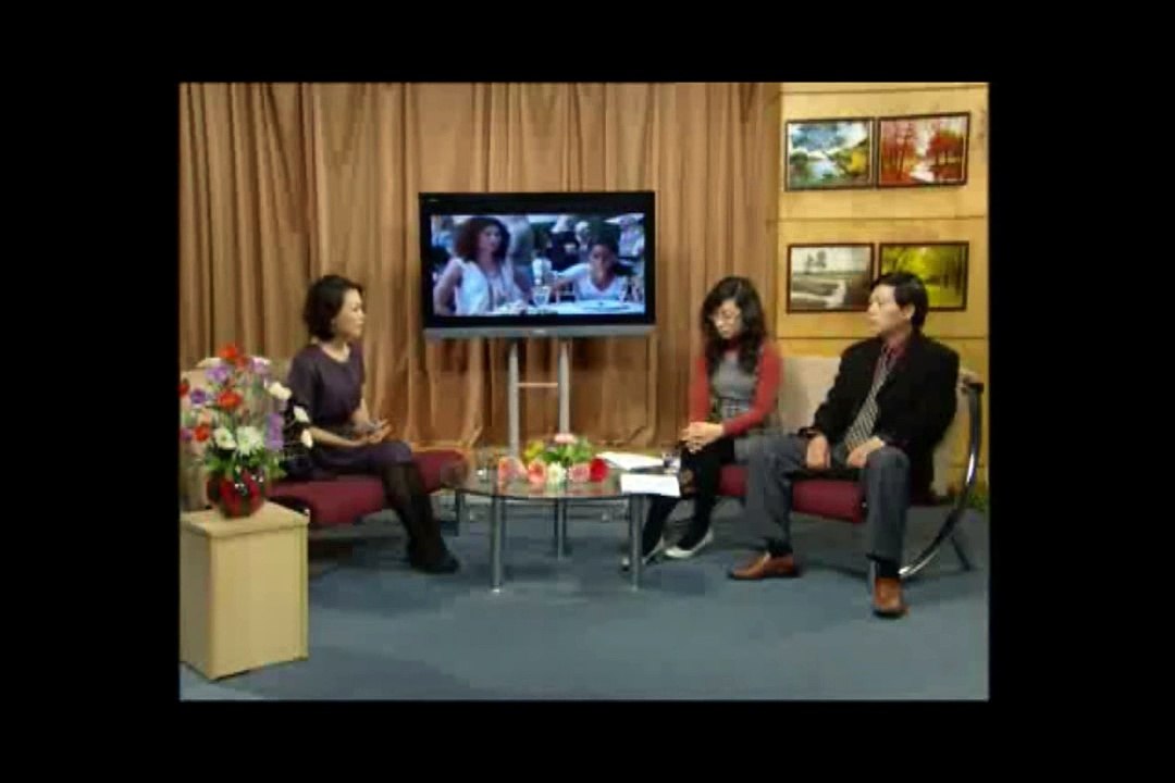 Vietnam Television News report on Vietnamese American filmmaker Victor Vu