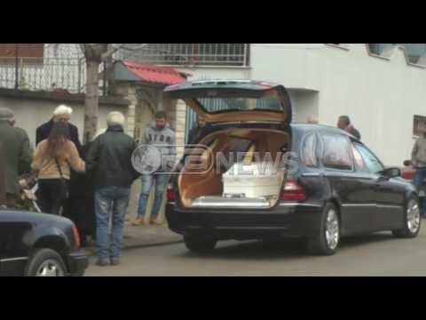 Braktisja e dytë e ëma nuk merr pjesë në varrimin e dy fëmijëve në Korçë