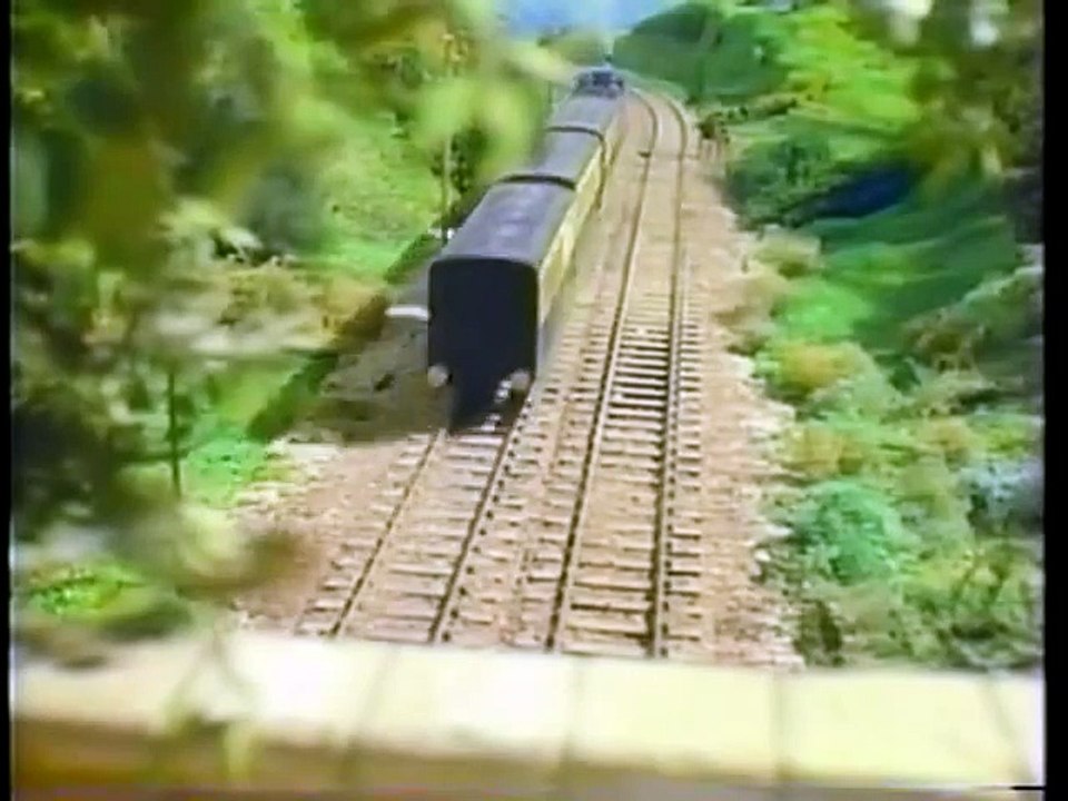 2 Edward Helps Out (Ringo Starr US)