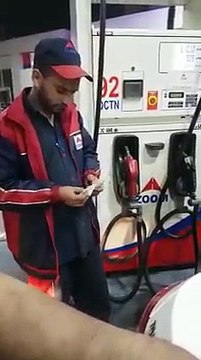 Petrol Corruption at Lahore MM Alam Road Zoom Petrol Pump