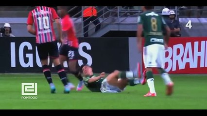 Crazy Bizzare Passes in Football compilation 2016