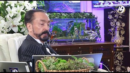 Adnan Oktar's live talk on A9 TV with simultaneous interpretation (Nov. 08, 2016)