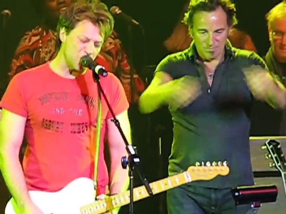 Bon Jovi - BRUCE SPRINGSTEEN & JON  Tenth Avenue Freeze-Out COUNT BASIE THEATRE NJ Dec 22 2008