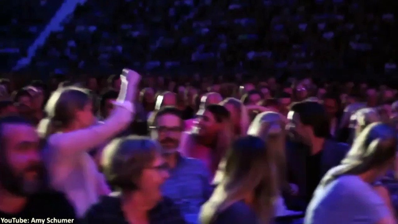 Amy Schumer cancels Australian and New Zealand tour due to illness