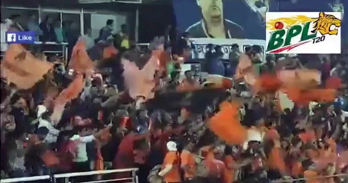 Junaid Khan 3 wickets VS Dhaka Dynamites, BPL 2016